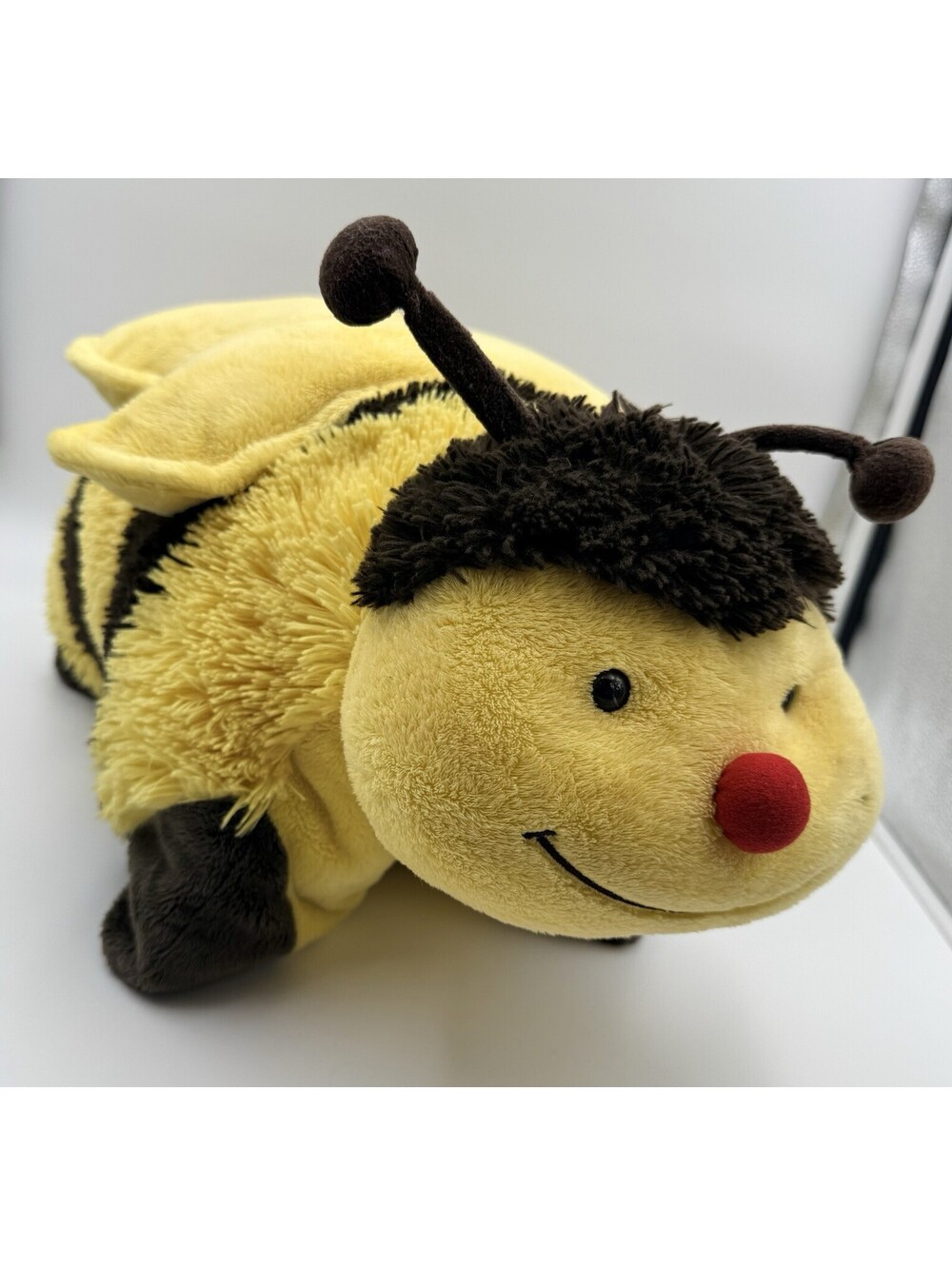 Pillow Pets Pee-Wees Bumble Bee 2010 18 Inch Folding Pillowpet Plush Stuffed Toy